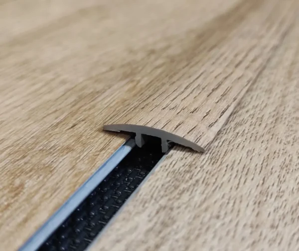 listwa dylatacyjna Natural Oak 70404 - PACIFIC FLOORS - 2400 x 25 x 5 mm